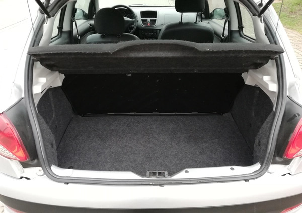 Peugeot 206 plus cena 12300 przebieg: 100200, rok produkcji 2011 z Szczecin małe 137